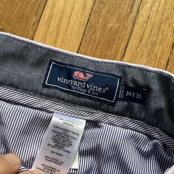 Vineyard Vines Men's 34-30 Solid Purple Flat Front Chino Pants,Cotton Blend,MINT - Picture 4 of 4